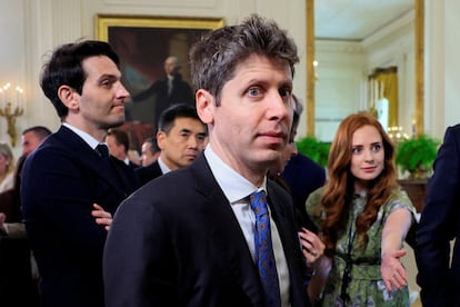 El director ejecutivo de OpenAI, Sam Altman, el día de una reunión del Grupo de Trabajo de la Casa Blanca sobre Educación en Inteligencia Artificial (IA) en la Sala Este de la Casa Blanca en Washington.