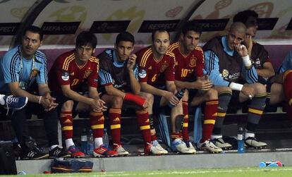 El banquillo espa&ntilde;ol, en el partido contra Francia.