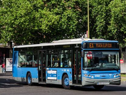 La línea exprés E1 extenderá su recorrido hacia La Peseta con un carril exclusivo en vía Lusitana. 