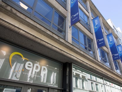 Sede del partido PPE (Partido Popular Europeo) en Bruselas, donde se realizó un registro por la policía belga y alemana esta semana.