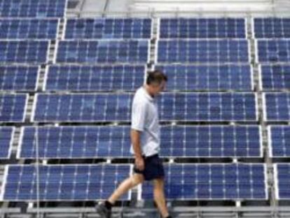 La falta de liquidez obliga a promotores fotovoltaicos a vender sus permisos