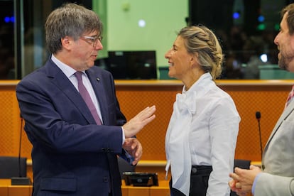 Carles Puigdemont y Yolanda Díaz.
