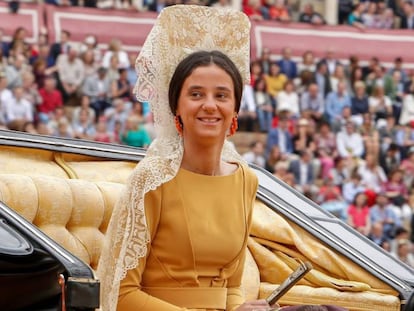 Victoria de Marichalar, en la plaza de toros de la Real Maestranza de Sevilla durante la Exhibición de Enganches