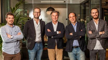El equipo de WeCity: desde la izquierda, Víctor Montes, Antonio Mañas, Rafael Merry del Val (consejero delegado), José Navarro y Ricardo Gasset. 