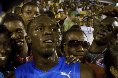 Usain Bolt, tras la prueba de los 200 metros de la reunión de Kingston (Jamaica).