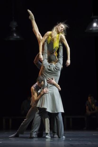 In Transit, coreografìa de Annabelle López-Ochoa.