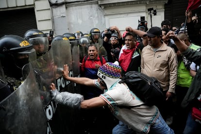 Protesta contra el gobierno de la presidenta peruana Dina Boluarte en Lima, Perú.
