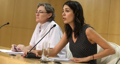 Marta Higueras y Rita Maestre en el Ayuntamiento de Madrid.