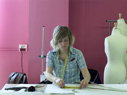 Una alumna en una clase del Instituto Europeo de Diseño de Barcelona.