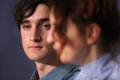 El actor italiano, Adriano Tardiolo, durante la rueda de prensa de presentación de la película "Lazzaro Felice" en Cannes, el 14 de mayo de 2018. 