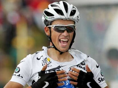 Alberto Contador, ganando en Plateau de Beille en el último Tour.