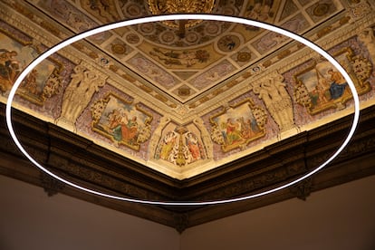 El sostre Sant Mori d'una estança del Palau Moxó. 