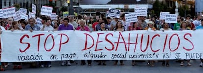 Manifestaci&oacute;n contra los desahucios entre &Oacute;pera y Sol. 