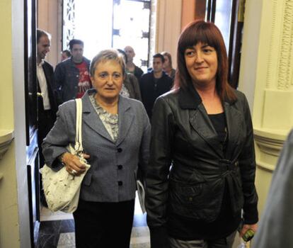 Nerea Gálvarez, de frente a la derecha, por delante de su compañera también juntera de EB en Álava Mertxe Etxezarreta.