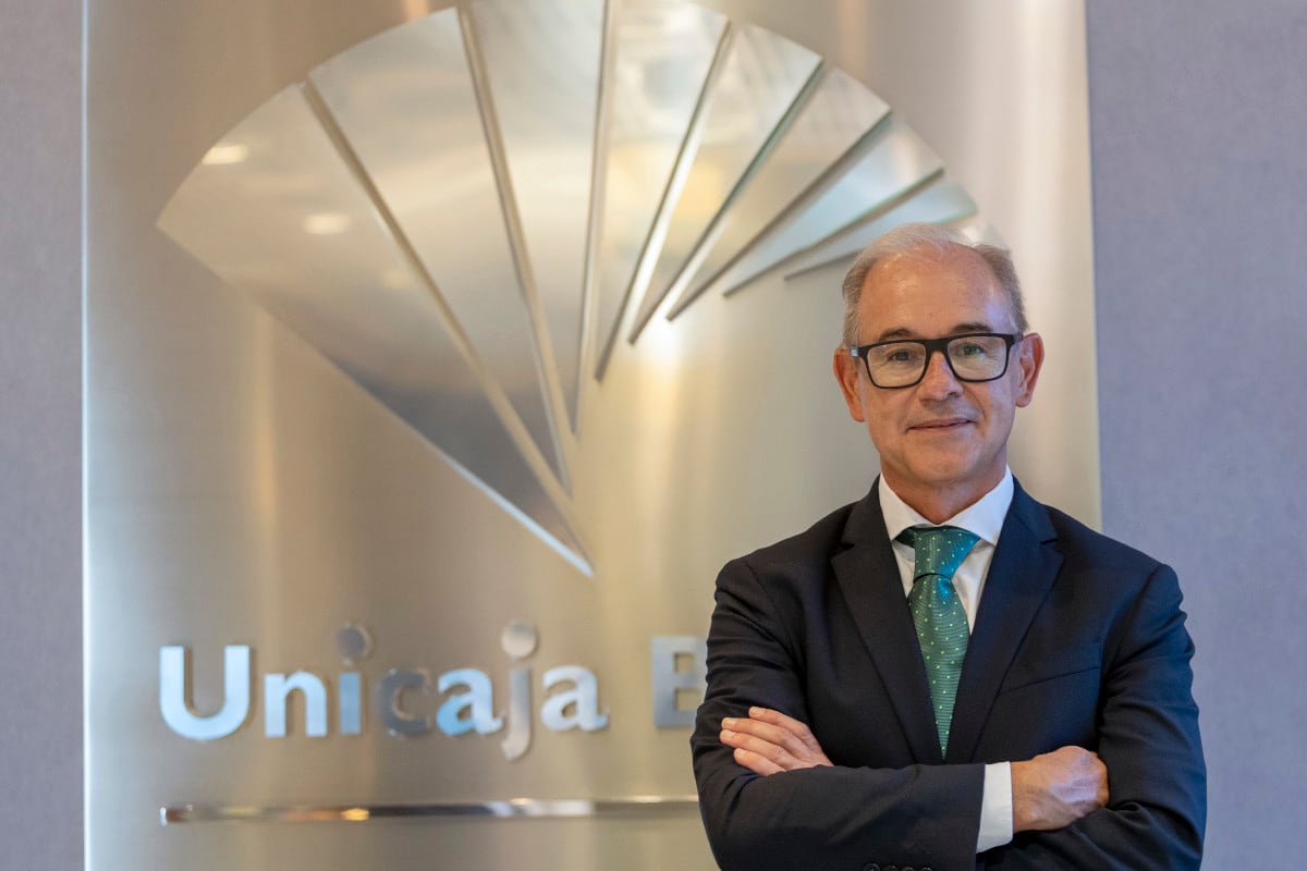 Los accionistas de Unicaja ratifican al consejero delegado y dan luz ...