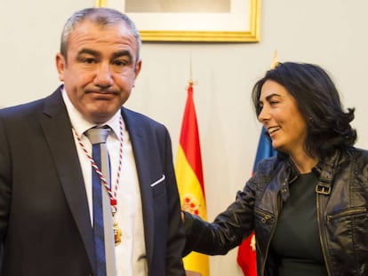 La líder del PP de Lugo, Elena Candia, con el presidente de la Diputación, Darío Campos.