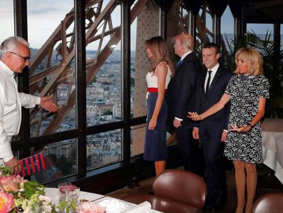 El chef Alain Ducasse recibe a los Trump y los Macron en la Torre Eiffel