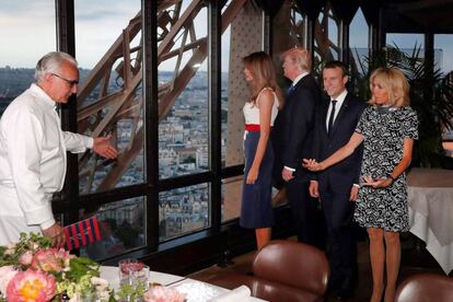 El chef Alain Ducasse recibe a los Trump y los Macron en la Torre Eiffel