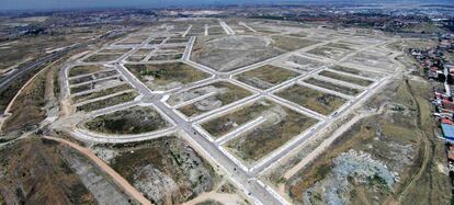 Vista aérea de El Cañaveral, futuro barrio del sureste madrileño en 2010.