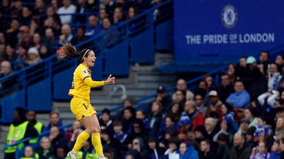 Aitana Bonmatí celebra su gol frente al Chelsea en las semifinales de la Champions League.