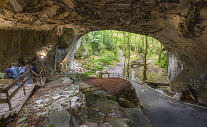 Las Cuevas de Zugarramurdi, un escenario de película cargado de mística.