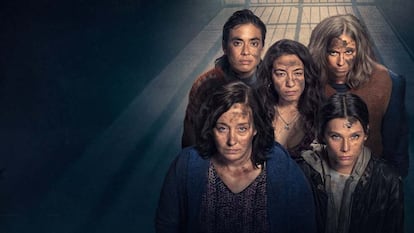 Protagonistas de la segunda temporada de la serie En el barro de Netflix
