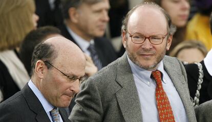 Alain Wertheimer y, a la derecha, su hermano Gérard, accionistas mayoritarios de Chanel.