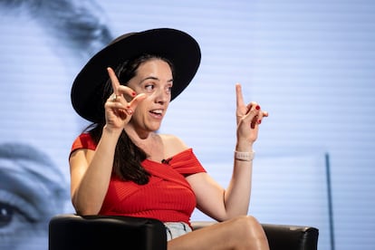 Regina Rodríguez ‘Les calces al sol’