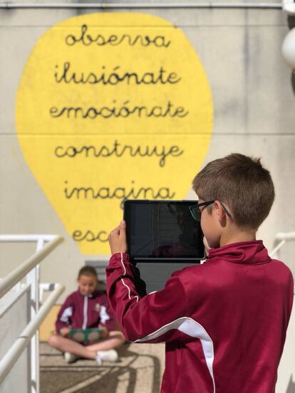 Los niños han desarrollado durante el confinamiento “unas destrezas emocionales muy importantes para la vida”. Estas competencias, opina la ministra, “deberían ser evaluadas”.