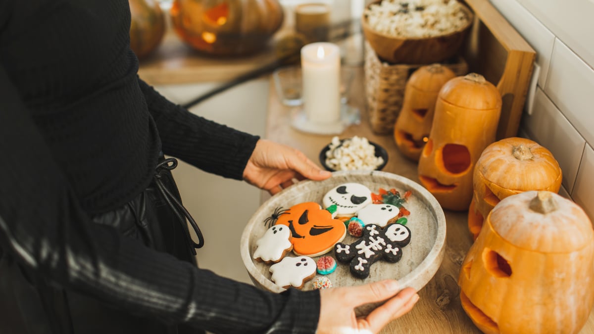 Ni repostería aburrida ni moldes de plástico este Halloween: el kit definitivo para triunfar en el “truco o trato”