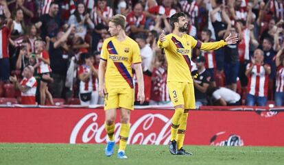 Piqué y De Jong, en el duelo del Barcelona ante el Athletic.