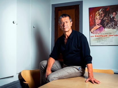 French writer Emmanuel Carrère at home in Paris on August 25, 2020.
Photo Damien Grenon,Image: 555666011, License: Rights-managed, Restrictions: ModelRelease:NO, Model Release: no, Credit line: Damien Grenon / AFP / ContactoPhoto