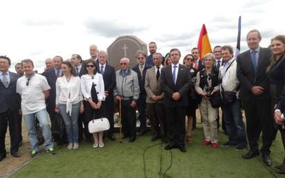 Inauguraci&oacute;n del monumento a los espa&ntilde;oles del Gulaj en Karagand&aacute;.