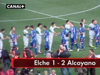 Elche, 1 - Alcoyano, 2