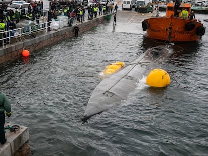 El narcosubmarino, el primero incautado tras supuestamente efectuar una travesía intercontinental, fue abandonado por sus tres tripulantes, en noviembre de 2019.