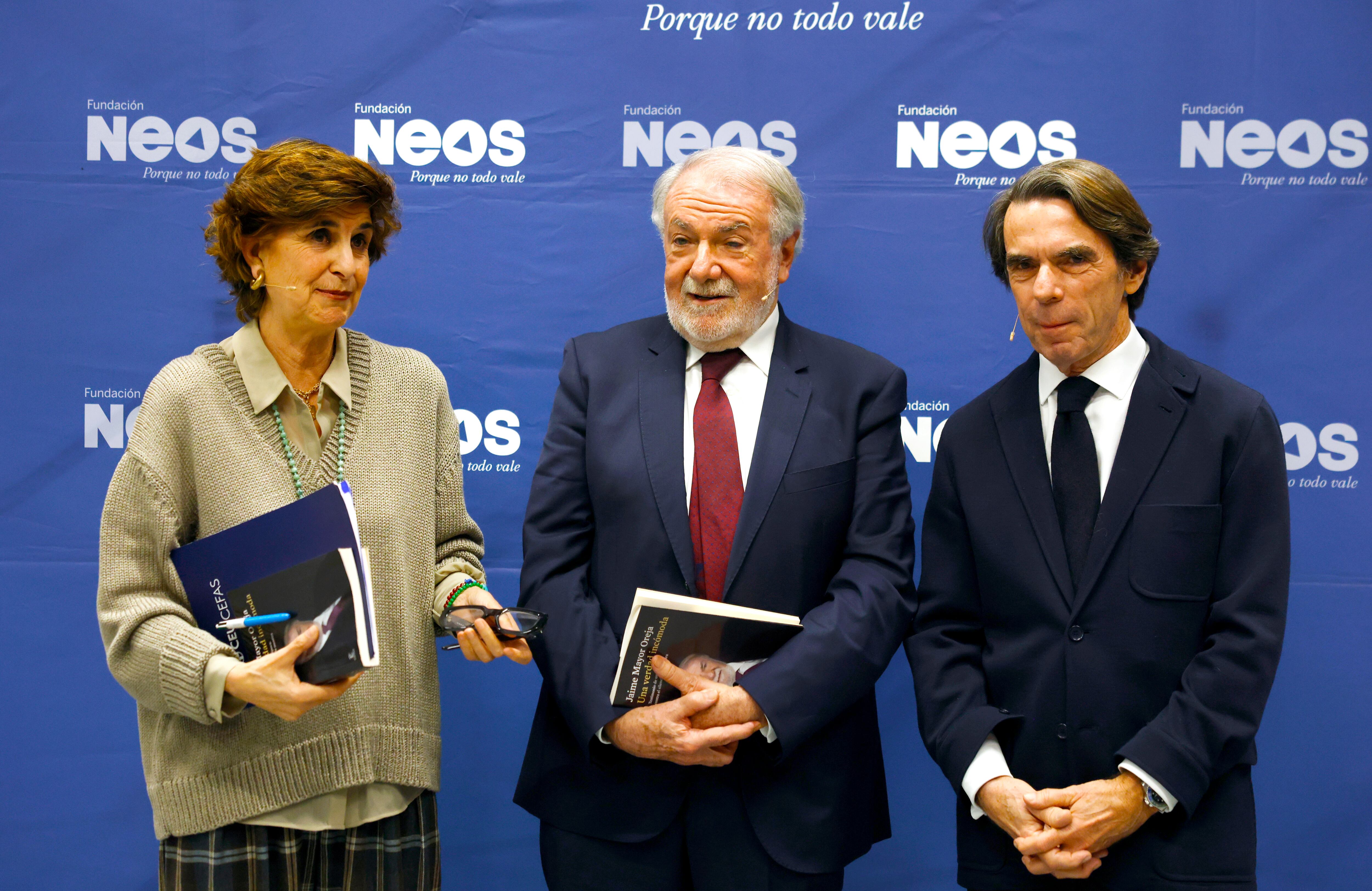 María San Gil, Jaime Mayor Oreja y José María Aznar.