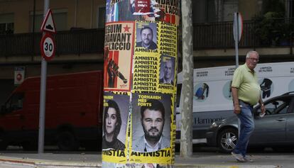 Carteles de campaña electoral en Sant Cugat del Vallès.