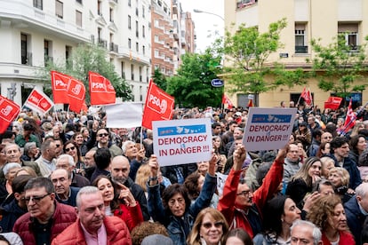 Ferraz apoyo a Pedro Sánchez