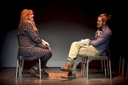 Isabel Coixet y Gonzalo Cunill, ayer en el homenaje a John Berger en el Círculo de Bellas Artes de Madrid.