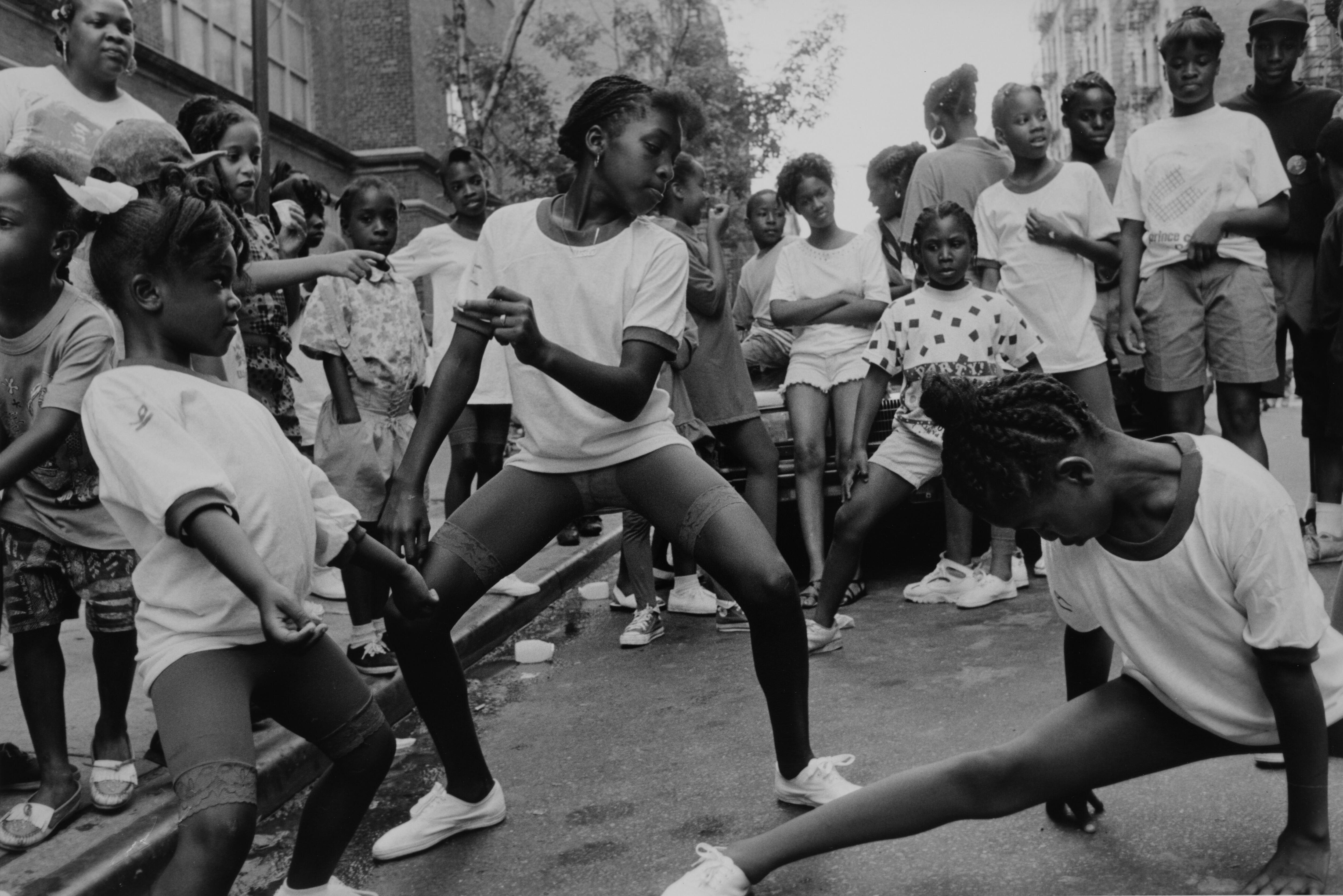 'Block Party, Harlem, 1992', de Martine Barrat, expuesta en el Espacio Van Gogh de Arlés.