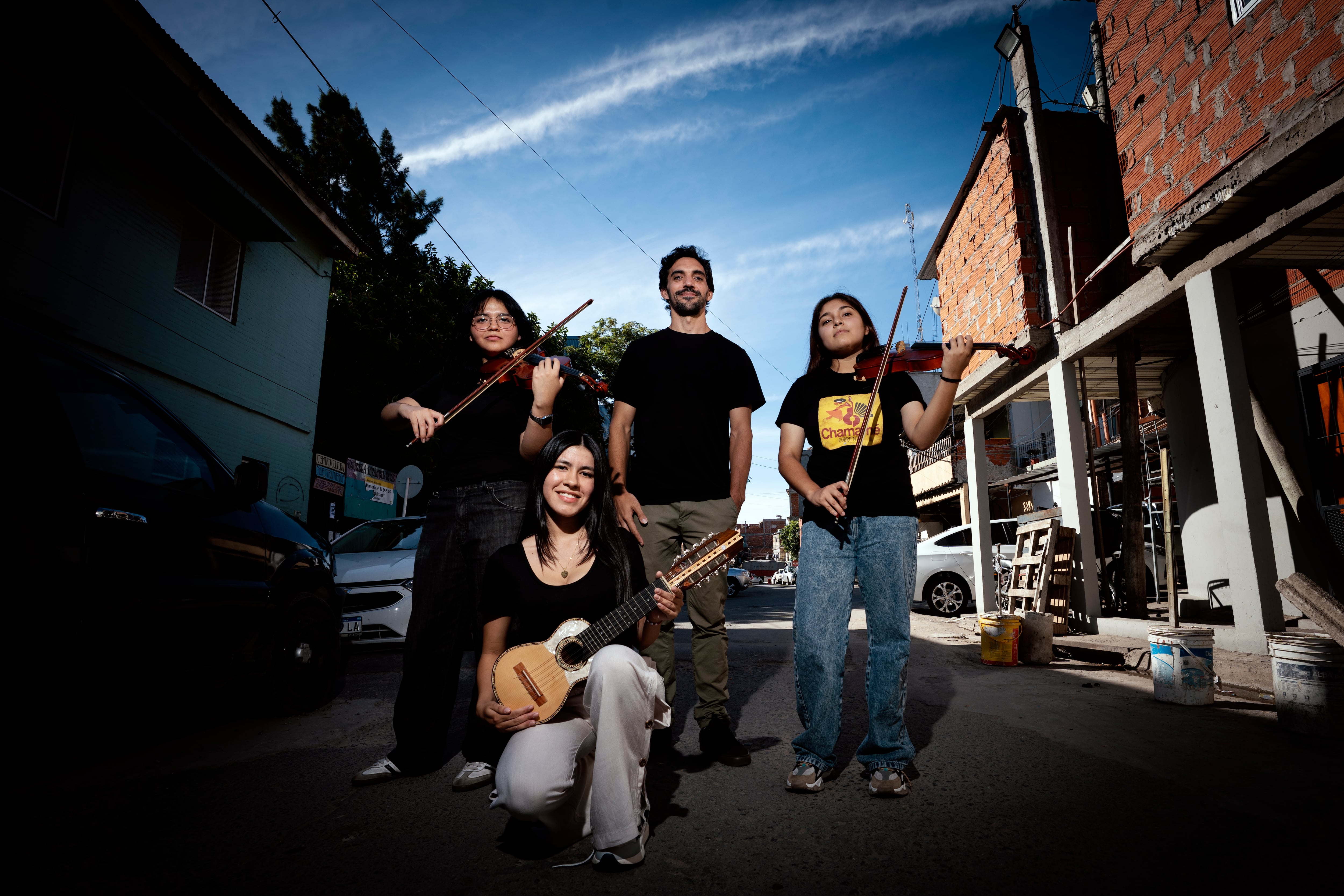 Buenos Aires cierra dos orquestas que dan refugio a un centenar de jóvenes en los barrios más pobres