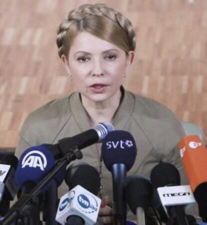 Yulia Timoshenko ofrece una rueda de prensa en Donetsk.