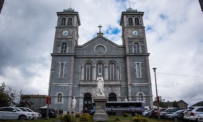 Fachada de la Basílica Catedral de San Juan Bautista, en St. John,​ provincia de Terranova y Labrador (Canadá)