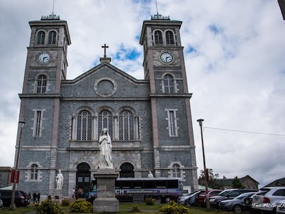 Fachada de la Basílica Catedral de San Juan Bautista, en St. John,​ provincia de Terranova y Labrador (Canadá)