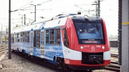 Uno de los trenes a hidrógeno iLint de Alstom rodando en Austria.