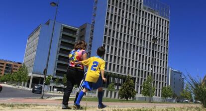 Viviendas del Plan Joven en la calle de Liverpool en Alcorcón.