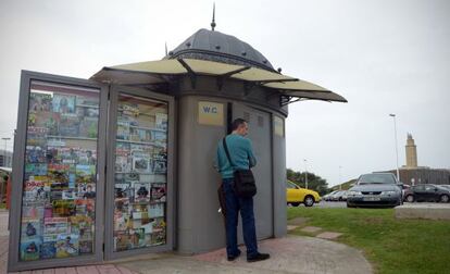 Quiosco gestionado por la empresa de Cogami bajo concesi&oacute;n municipal en el paseo mar&iacute;timo de A Coru&ntilde;a.