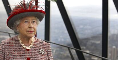 La reina Isabel II, en una visita a la City de Londres, en 2010. 