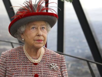 La reina Isabel II, en una visita a la City de Londres, en 2010. 