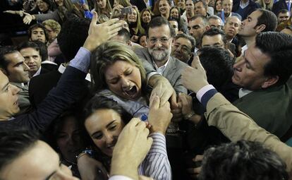 El presidente del Partido Popular y candidato a la presidencia del Gobierno, Mariano Rajoy, a su llegada a un mitin en Sevilla, el 17 de noviembre de 2011.